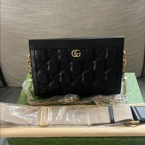 Gucci Black Quilted Crossbody / Shoulder Bag with Gold Chain in Pristine Con
